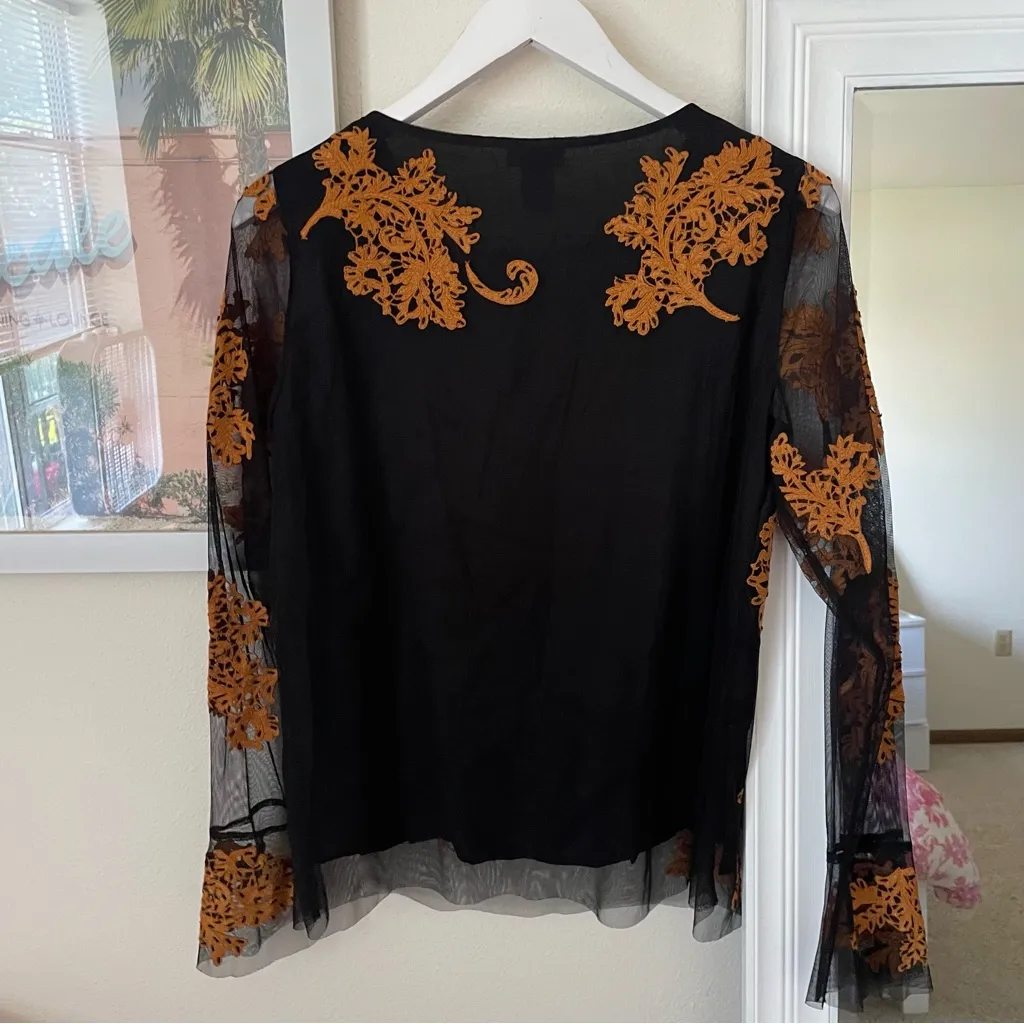 Sundance Embroidered Beaded Floral Mesh Long Sleeve Blouse Top in Size Small - Image 4