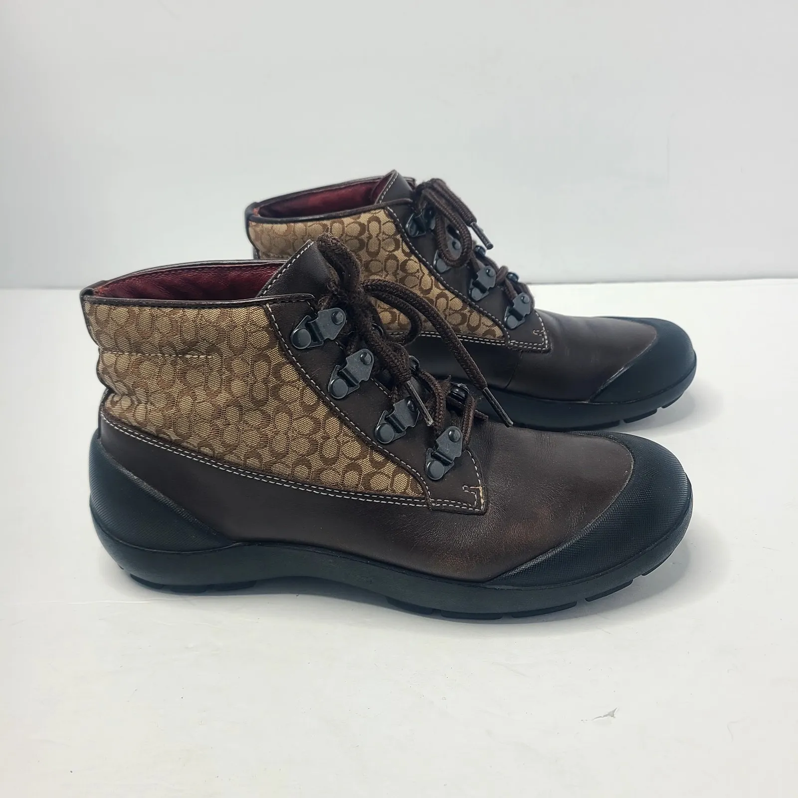 Coach Dyanne Size 7 Beige Brown Ankle Bootie Lace Up Boot Shoe Signature Logo - Image 2