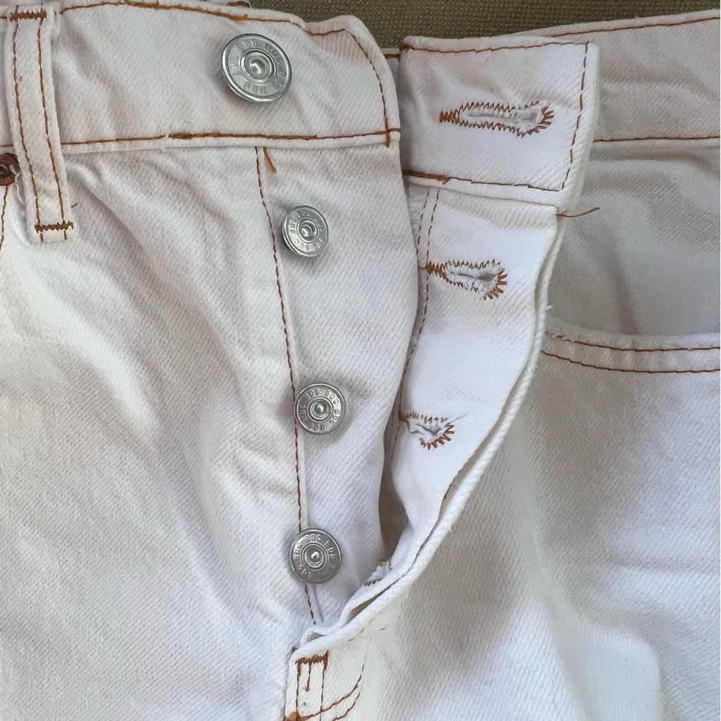 White BDG Denim Jeans - Image 4