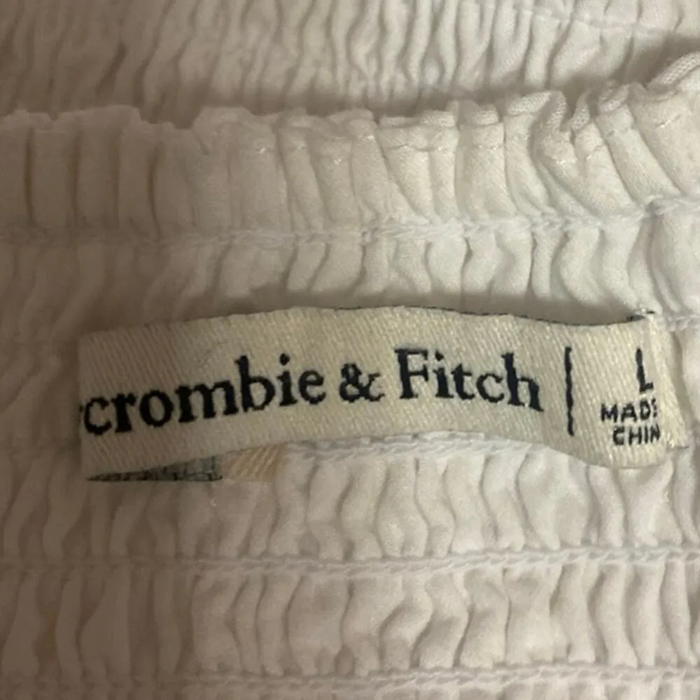 Abercrombie & Fitch White Short Puff Sleeve Smocked Corset Blouse Crop Top Sz L - Image 3