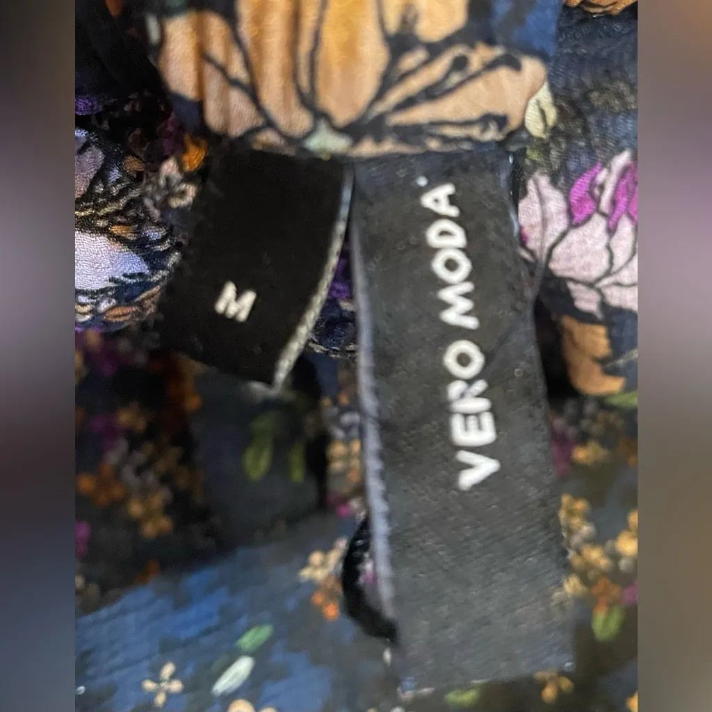 VERO MODA  Whimsical Navy Skirt - Image 6