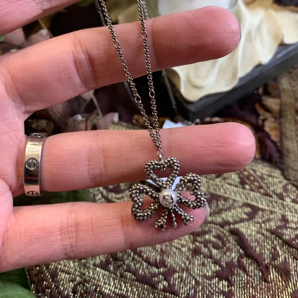 SALE🔥Authentic GUCCI 925 silver Clover heart bow logo pendant and necklace - Image 8