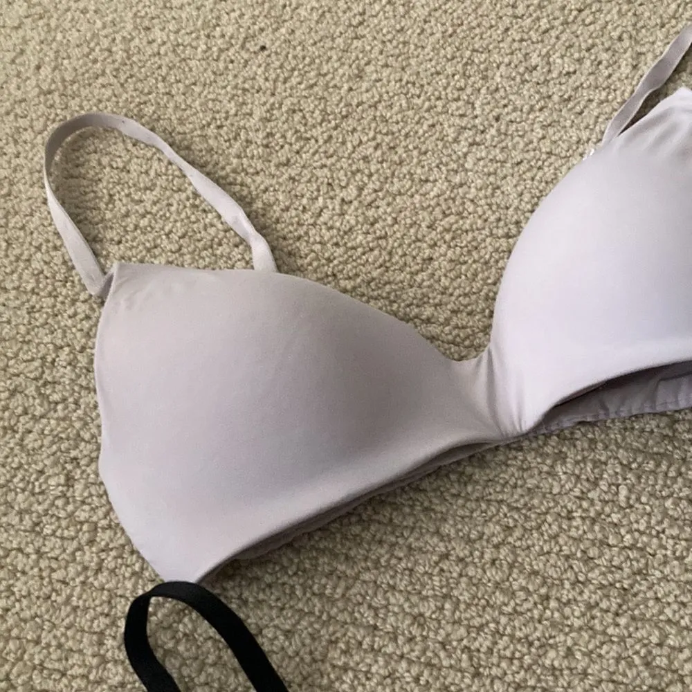 Victoria’s Secret Wear Everywhere Lightly Lined Wireless Bras Bundle White Grey - Image 3