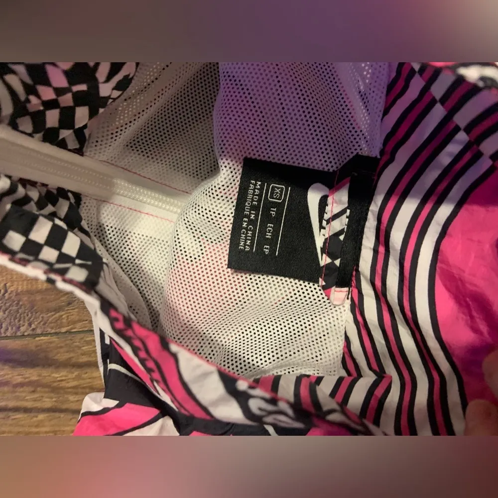 Pink & Black Nike yin & yang Patterned Jacket rare jacket flame eye logo spring - Image 8