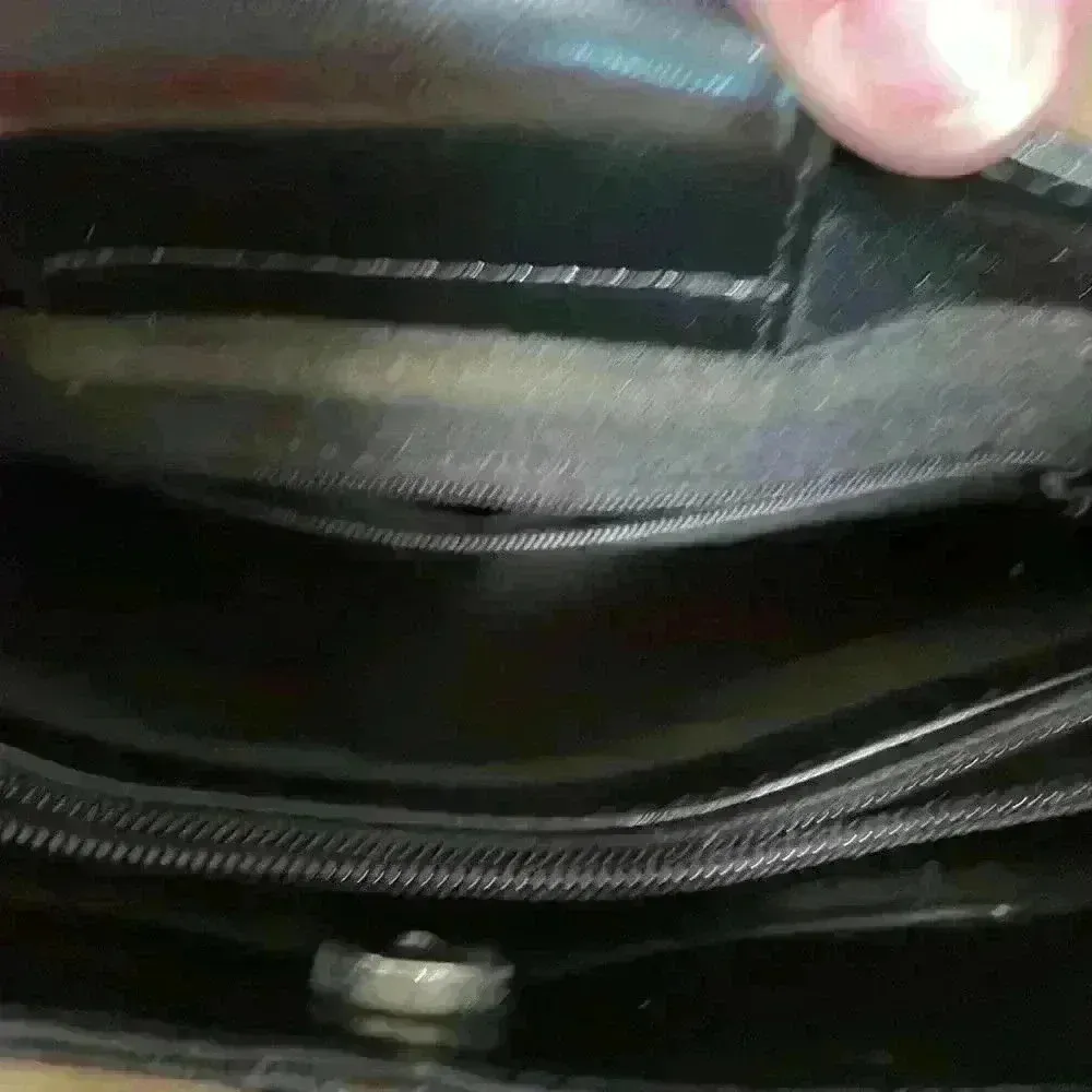 Guess YKK black pleather shoulder bag - Image 8