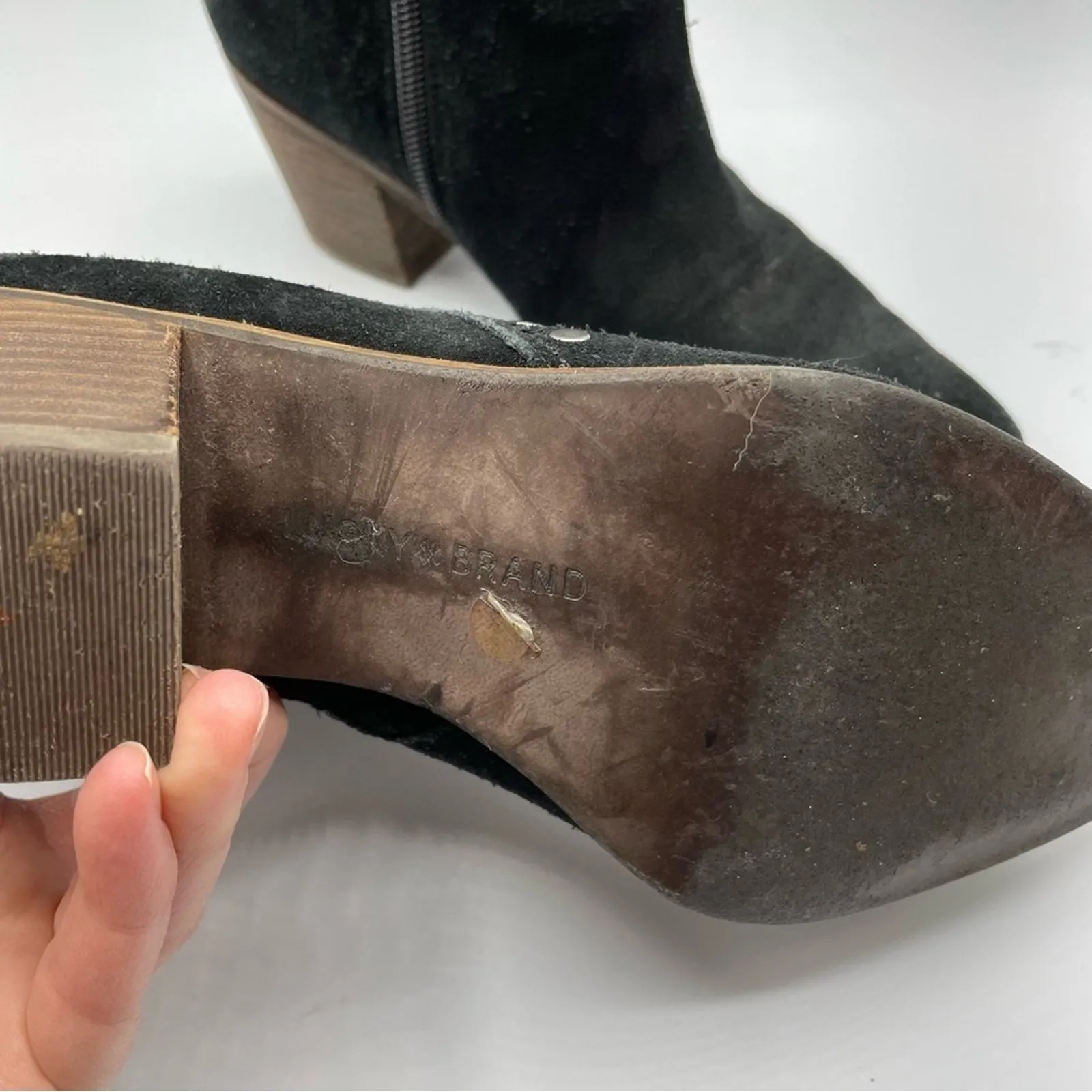 Lucky Brand Black Suede Studded Ankle Boots Stacked Heel Booties Womens 7 Fall - Image 3