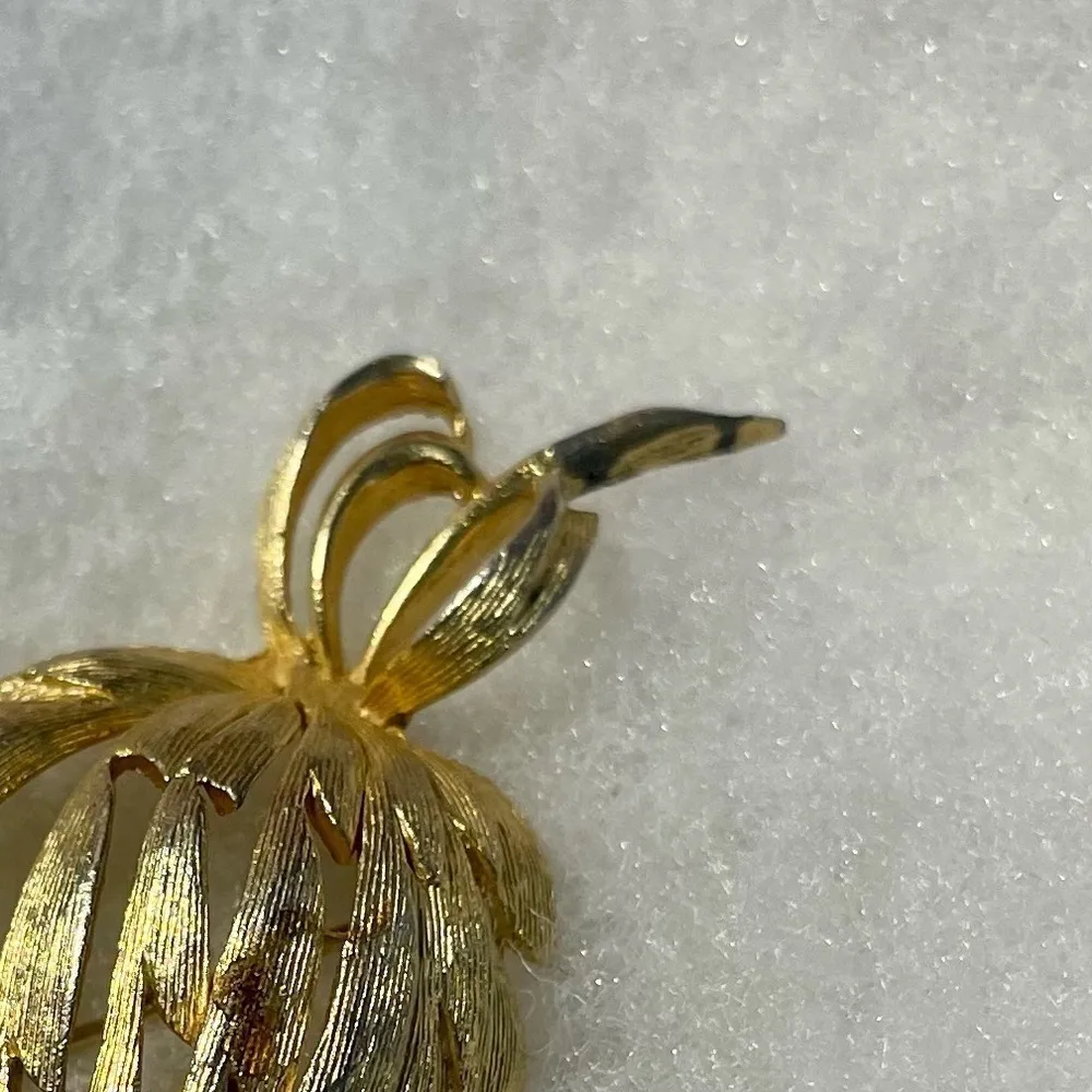 Vintage Gold - Image 8