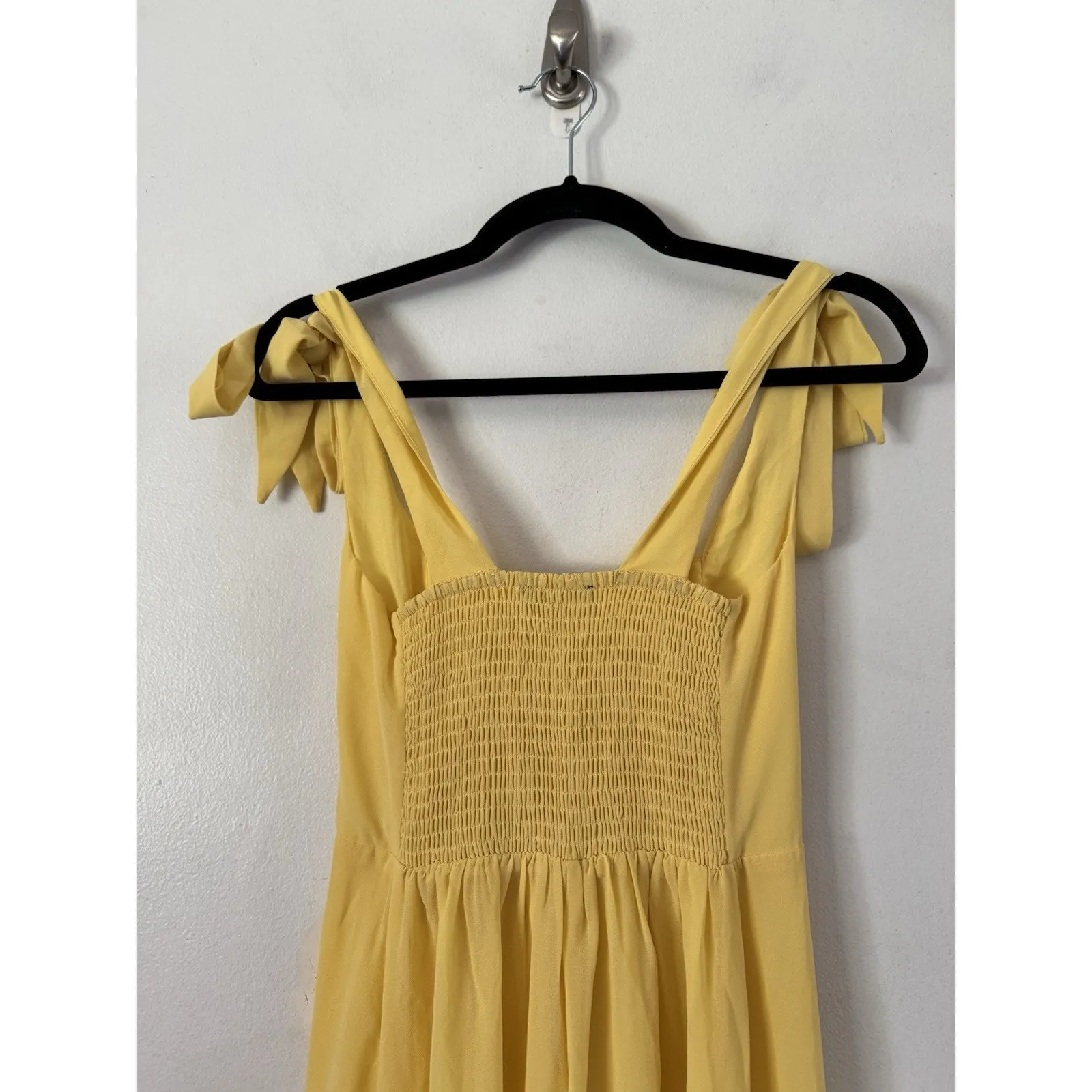 Lulus Summer Invite Tie Strap Smocked Midi Dress Butter Yellow Size XS - Image 9