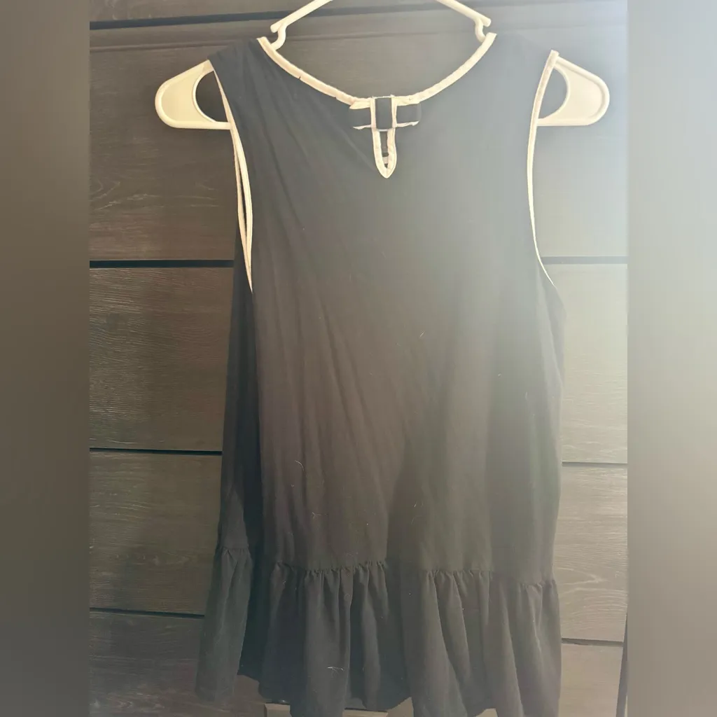 Kate Spade Black Tank with Cream Accents - Image 3