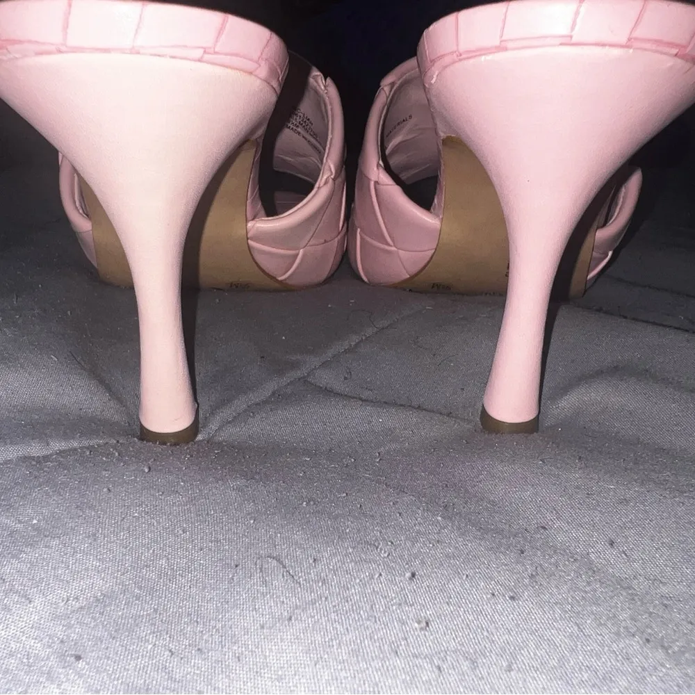 INC Liah Square Toe Women's Pink Woven Heeled Sandals size 9.5 - Image 5