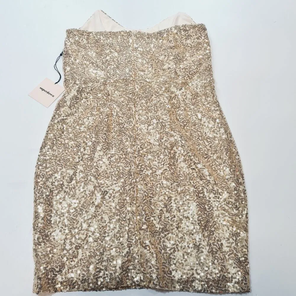 Superdown Stevie Sweetheart Mini Dress in Gold Sequin Medium - Image 9
