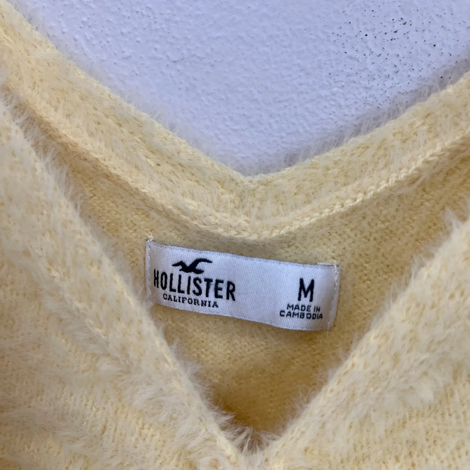 Hollister Fuzzy Ruched Front Tank Top Yellow Soft Knit Y2K Aesthetic Size M - Image 5
