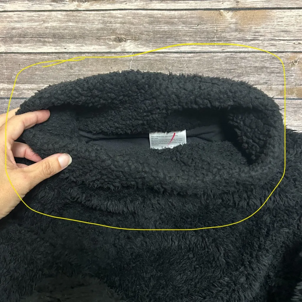 Lululemon Black Sherpa Fleece Warmth Restore Oversized Turtleneck XS S *MATTED* - Image 16