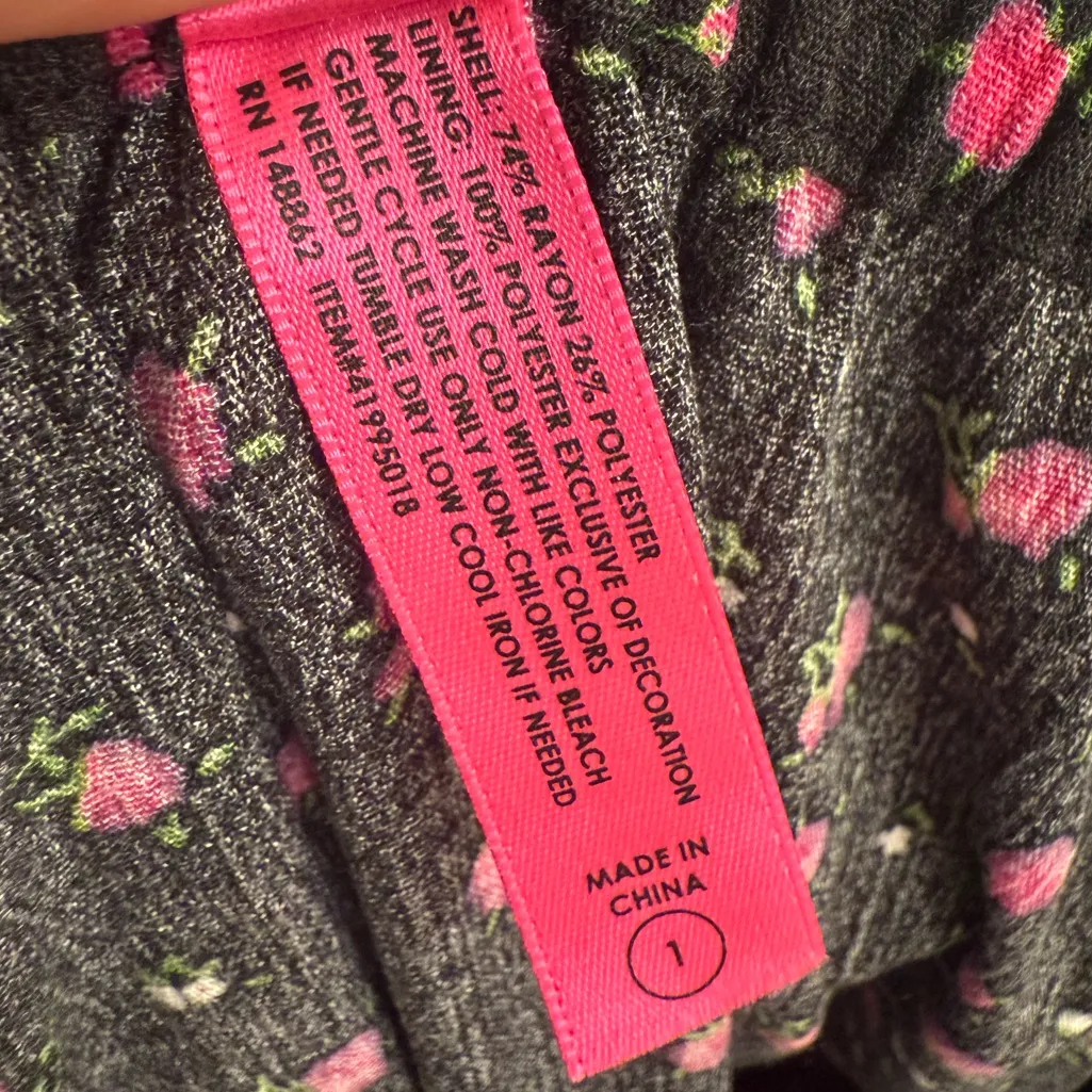 Betsey Johnson x Torrid Black Gauze Romper Pink Floral & Lace Trim - size 1 - Image 11