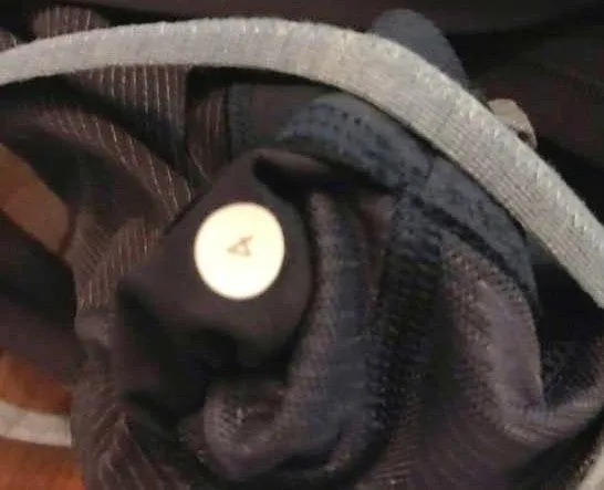 Lululemon Tank Top Size 4 - Image 6