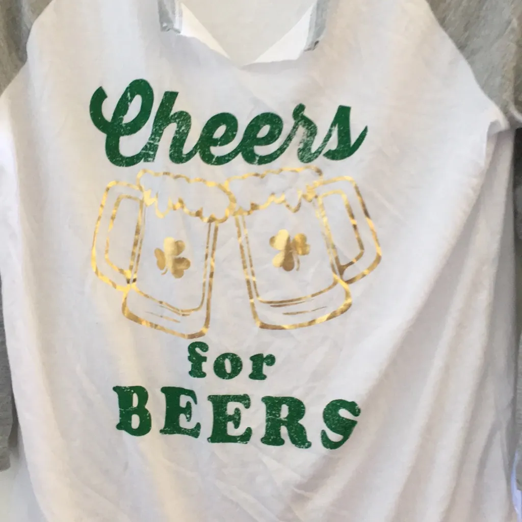 FINAL MARKDOWN NWT Grayson threads cheers for beers tee xl - Image 2