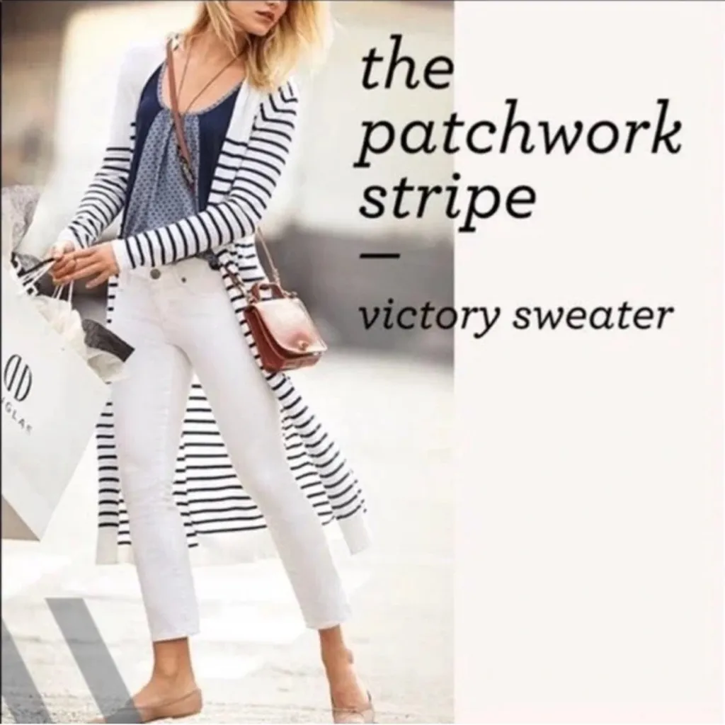 Cabi Cardigan Victory Duster Blue White Stripes Long Sweater Size medium - Image 2