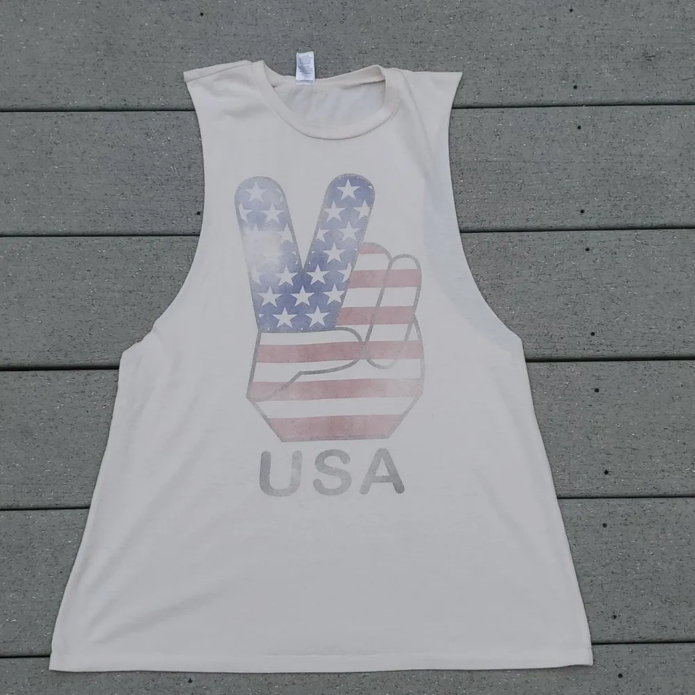 Corner Shop American Flag Peace Sign Graphic Sleeveless Top - Image 5