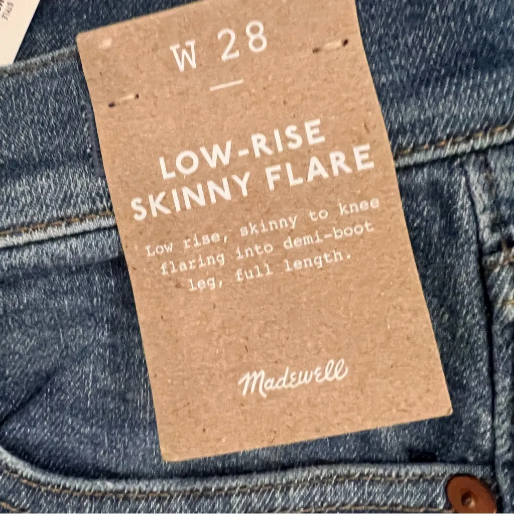Madewell Light Blue Jeans NWT - Low Rise Skinny Flare Size 28 -$138.00 Retail - Image 4