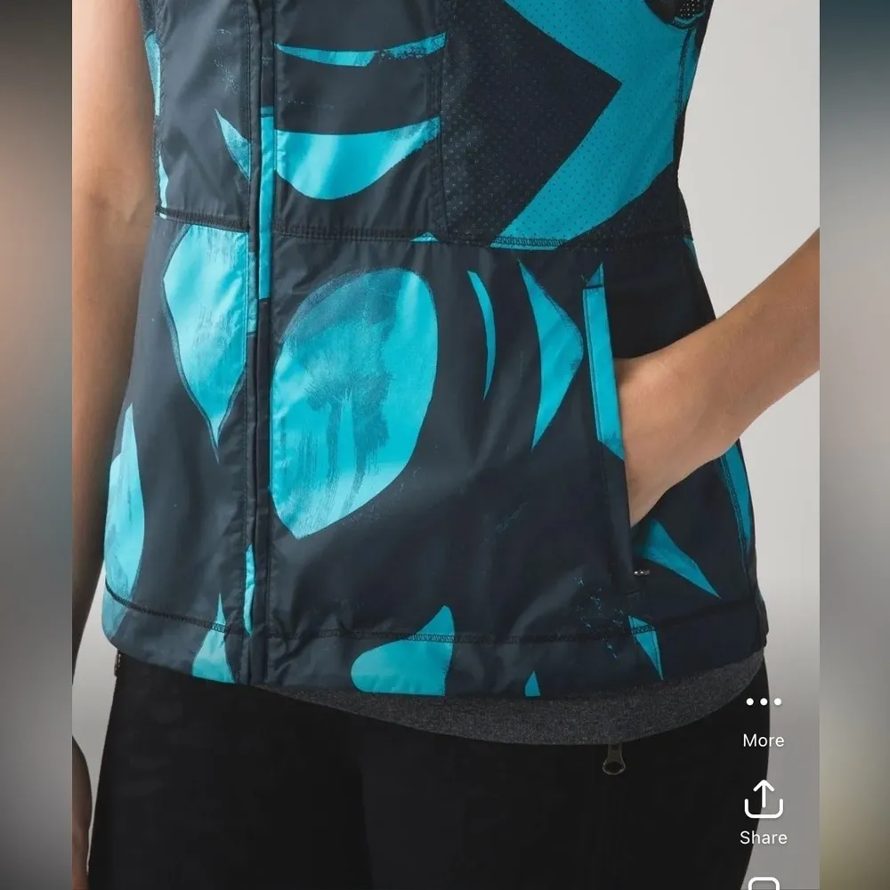 Lululemon Pack-It Vest Back Spin Stroke Peacock Blue Black Size 6 - Image 5