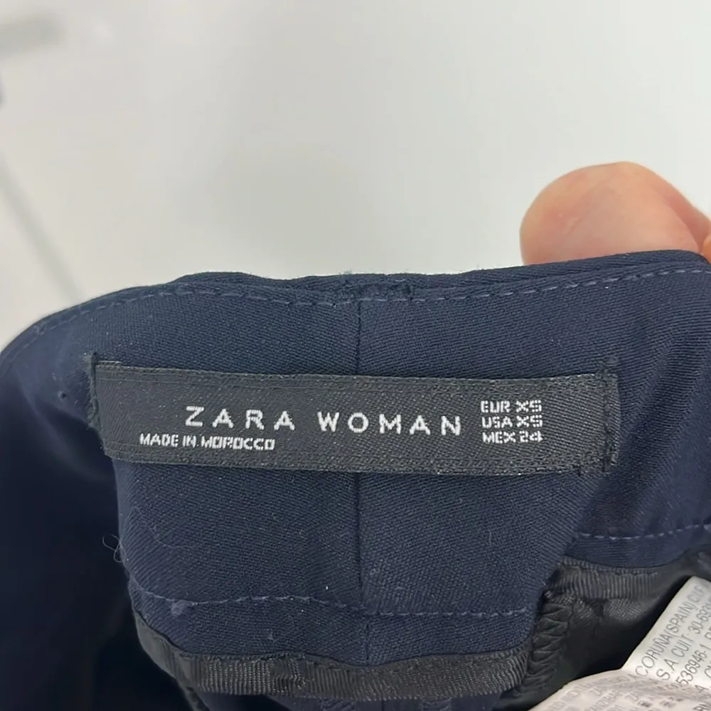 Zara XS Navy Blue Cropped Trousers with Pockets - Image 8