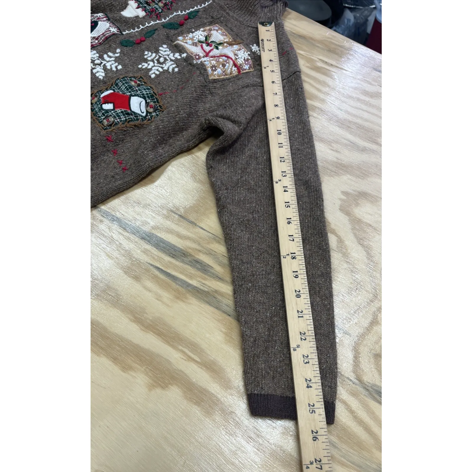 VTG B.P. Design Patchwork Embroidered Christmas Sweater Women's Sz Medium Brown - Image 15