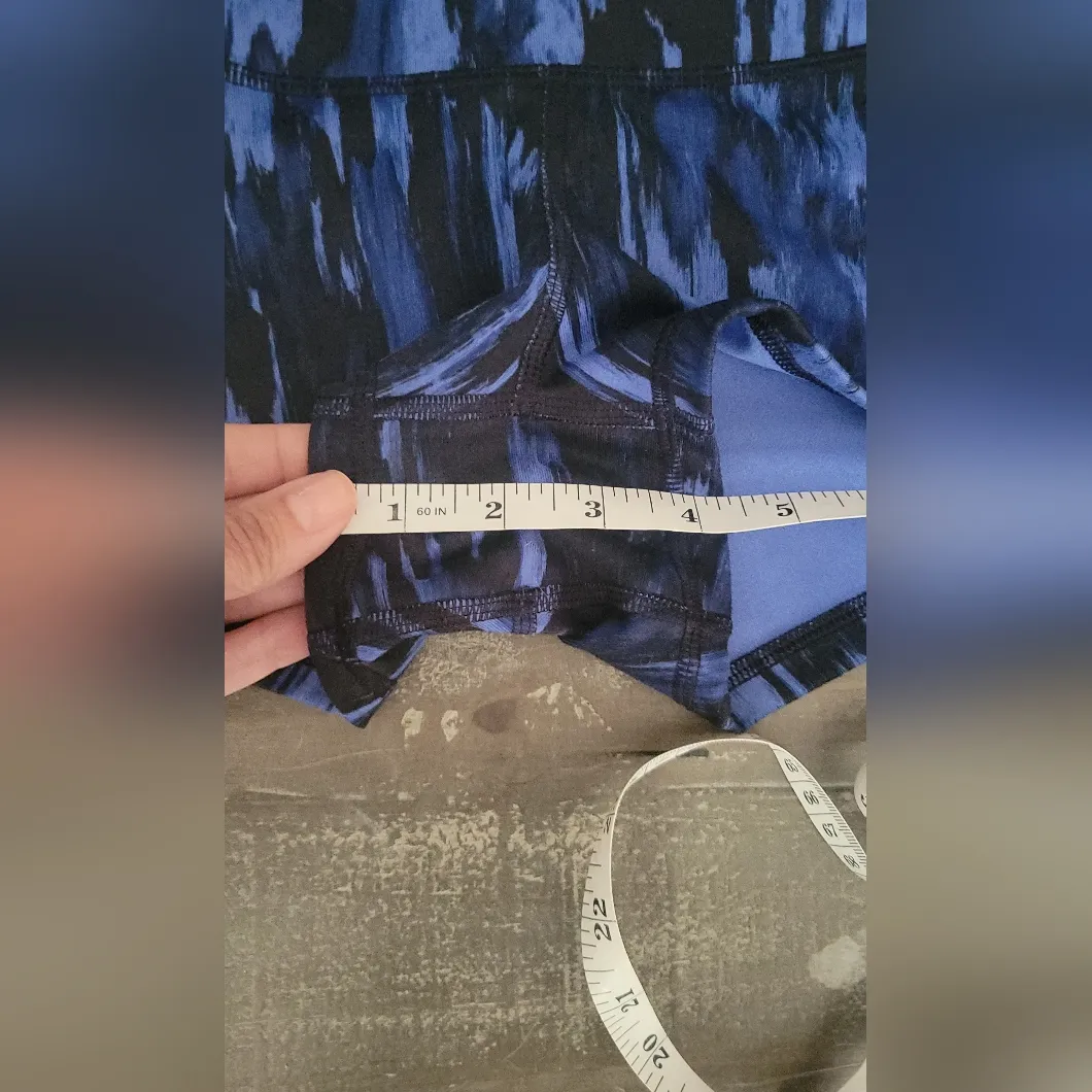 Lululemon Boogie Short Sz 4 *Luxtreme (Roll Down) - Image 7