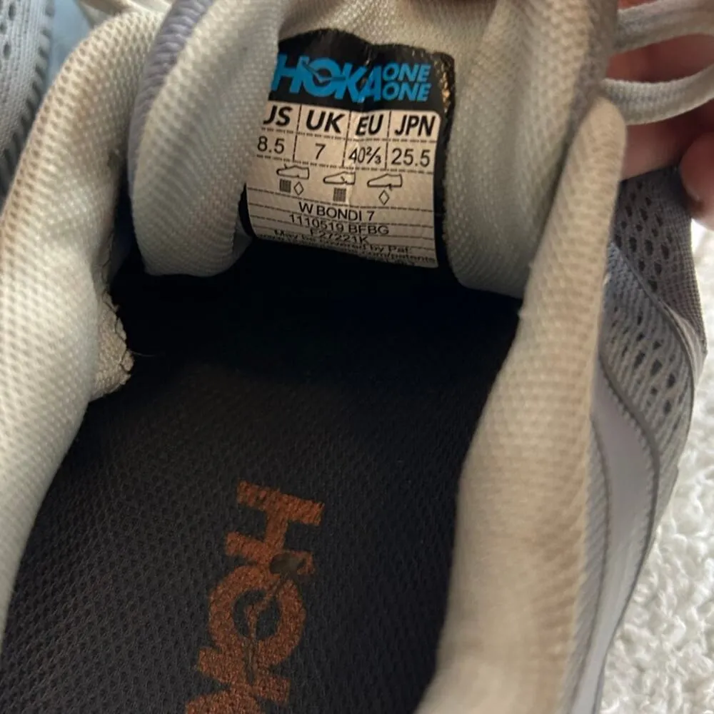 Hoka Bondi 7 Light Blue Running Shoes Size 8.5 - Image 4