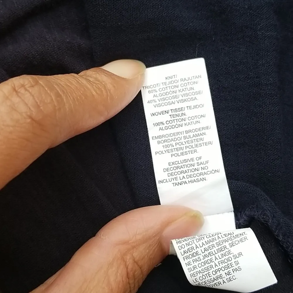 Lucky brand embroidered top sz s - Image 3