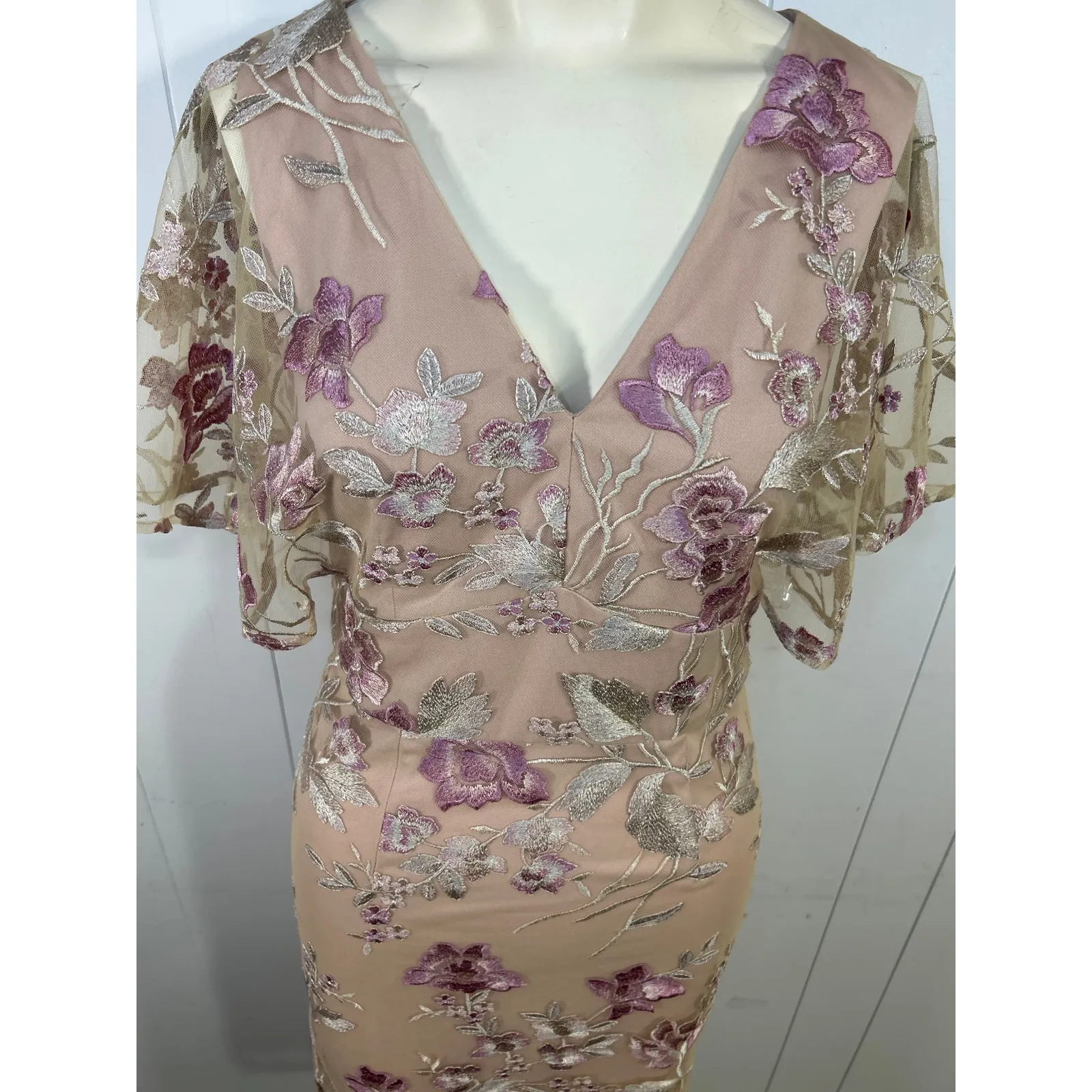 JS COLLECTIONS BLAKE SCALLOPED COCKTAIL DRESS IN NUDE SIZE 6. NWOT - Image 5