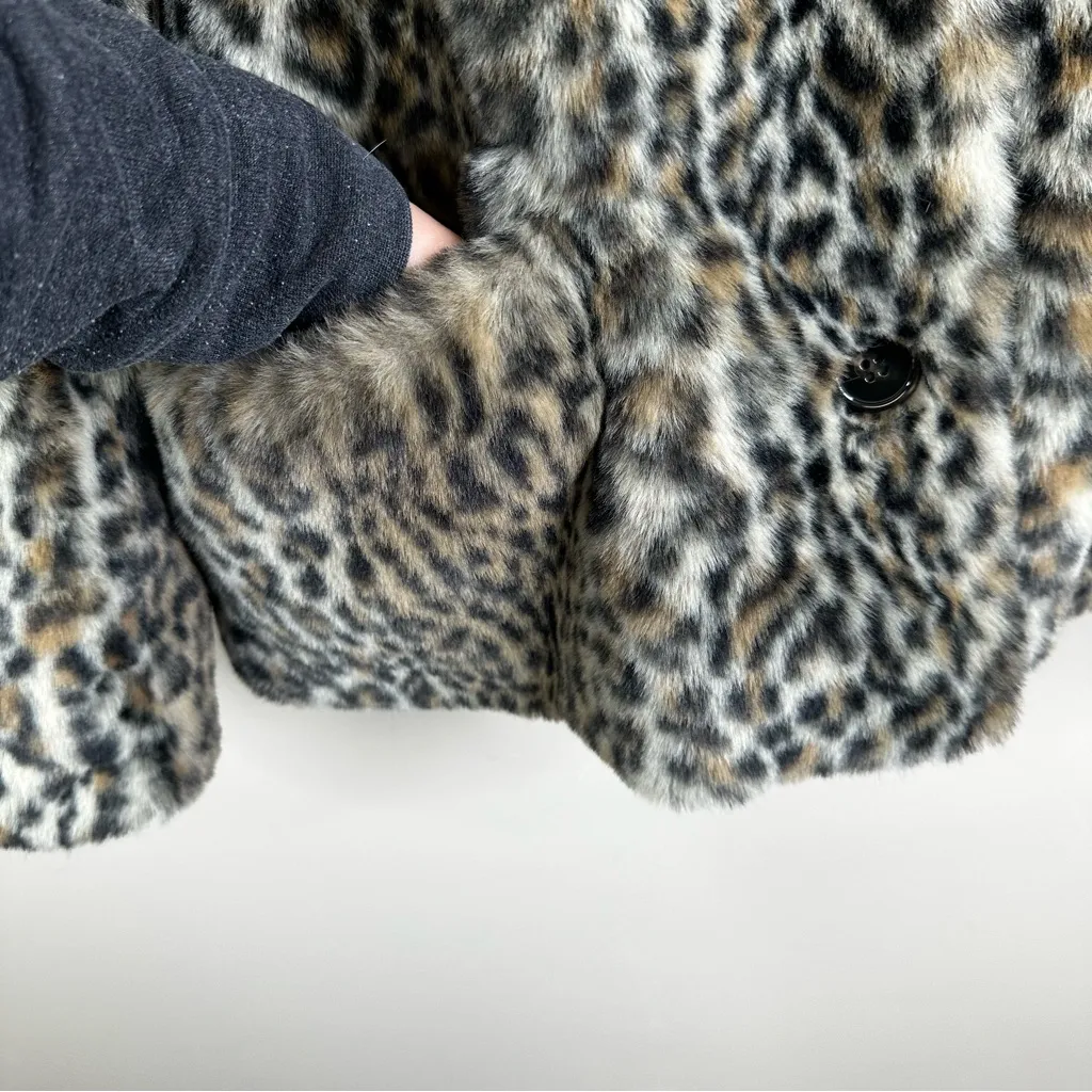 The Kooples Leopard Print Vegan Faux Fur Button Up Coat Womens Large - Image 3