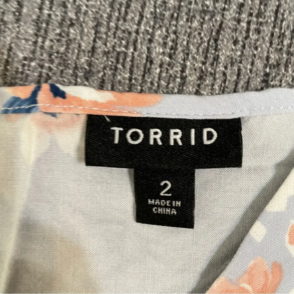 Torrid Women’s Blue Floral Dress - Image 10