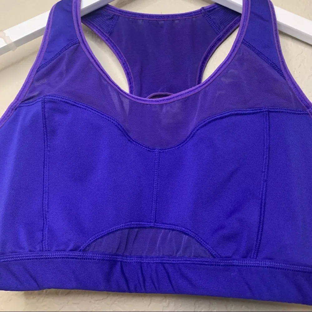 Athleta Purple Sports Bra Racerback Mesh Detail Size M - Image 5