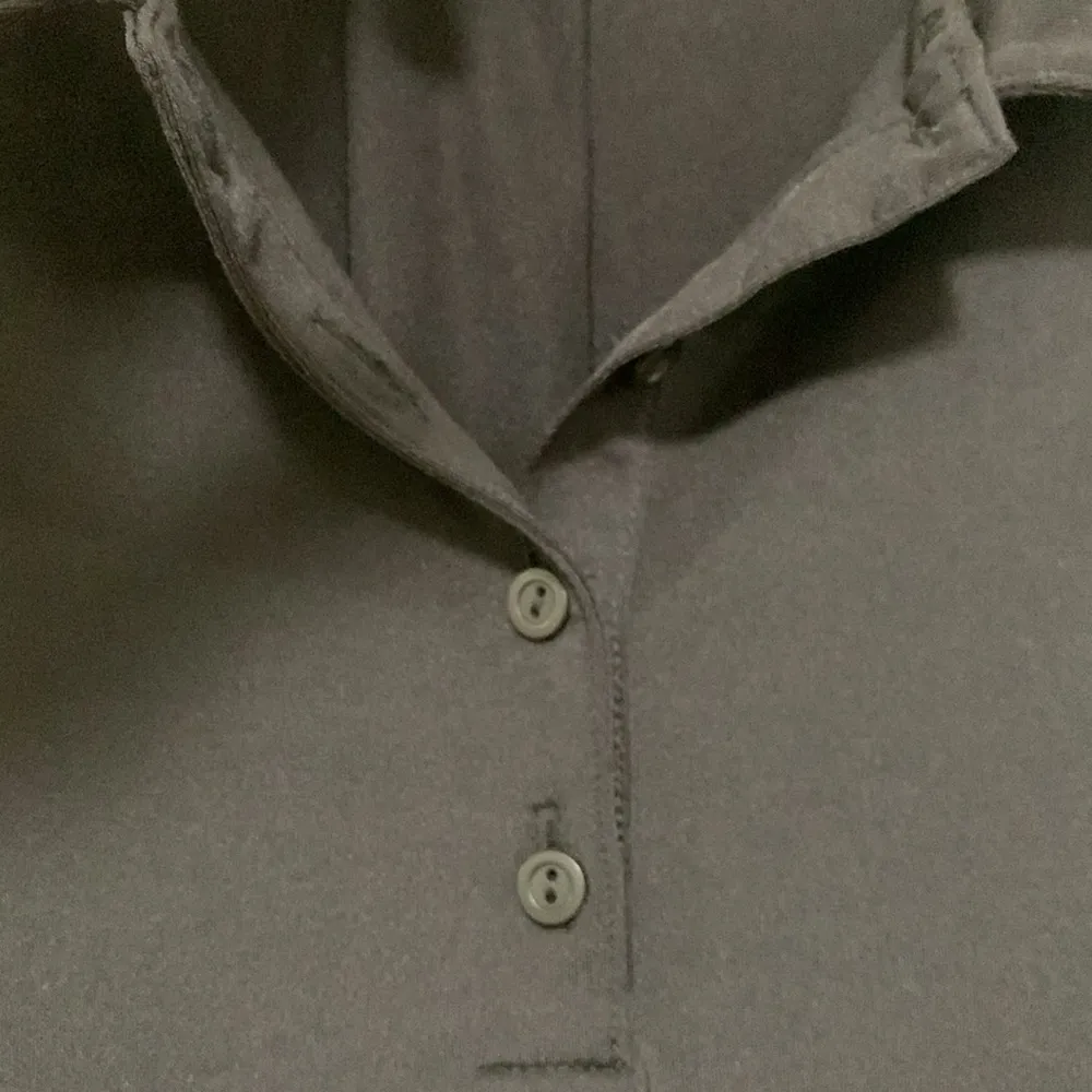 Adidas NWT North Carolina State Wolfpack sleeveless woman golf shirt size XL - Image 4