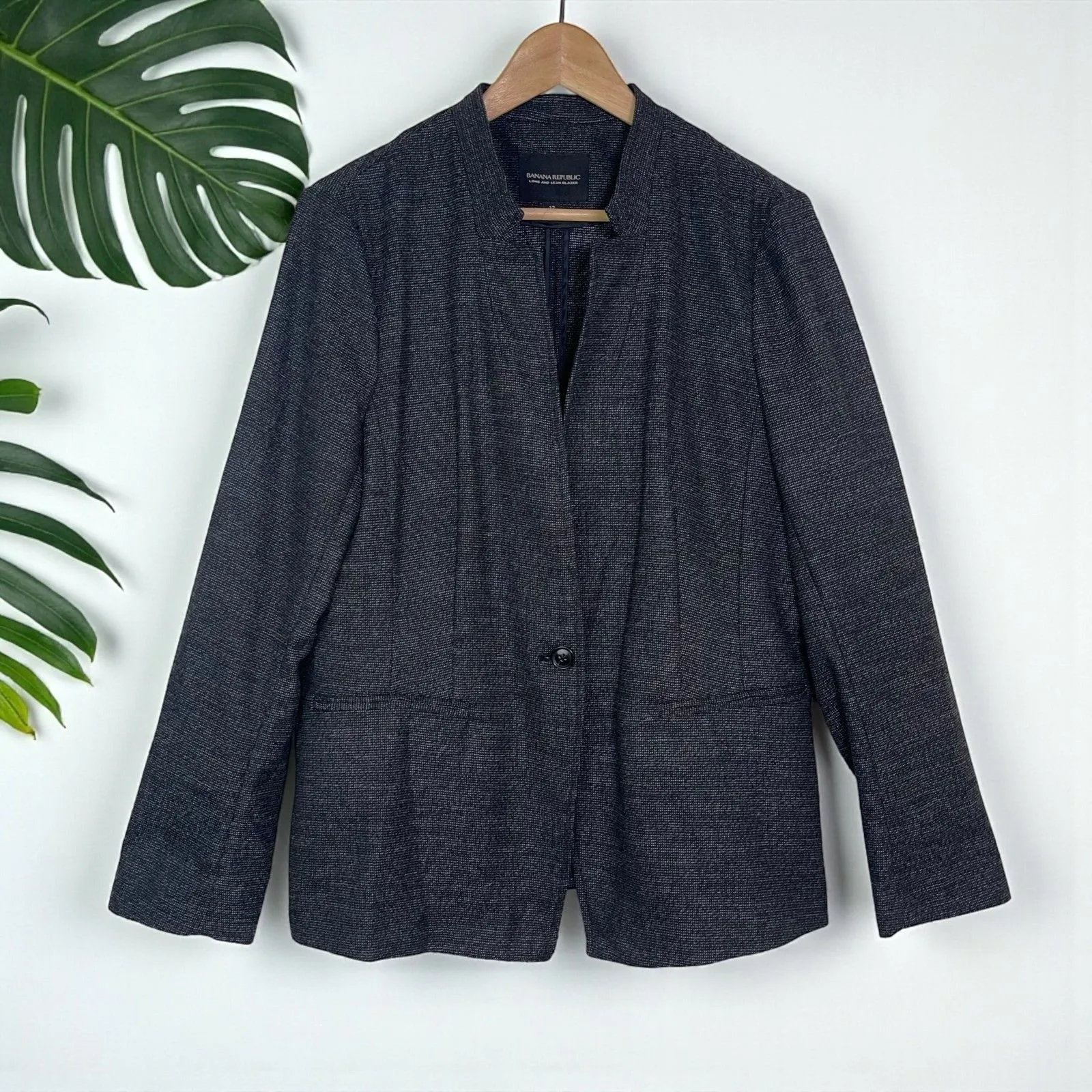 Banana Republic Long & Lean Herringbone Knit Blazer - Image 3