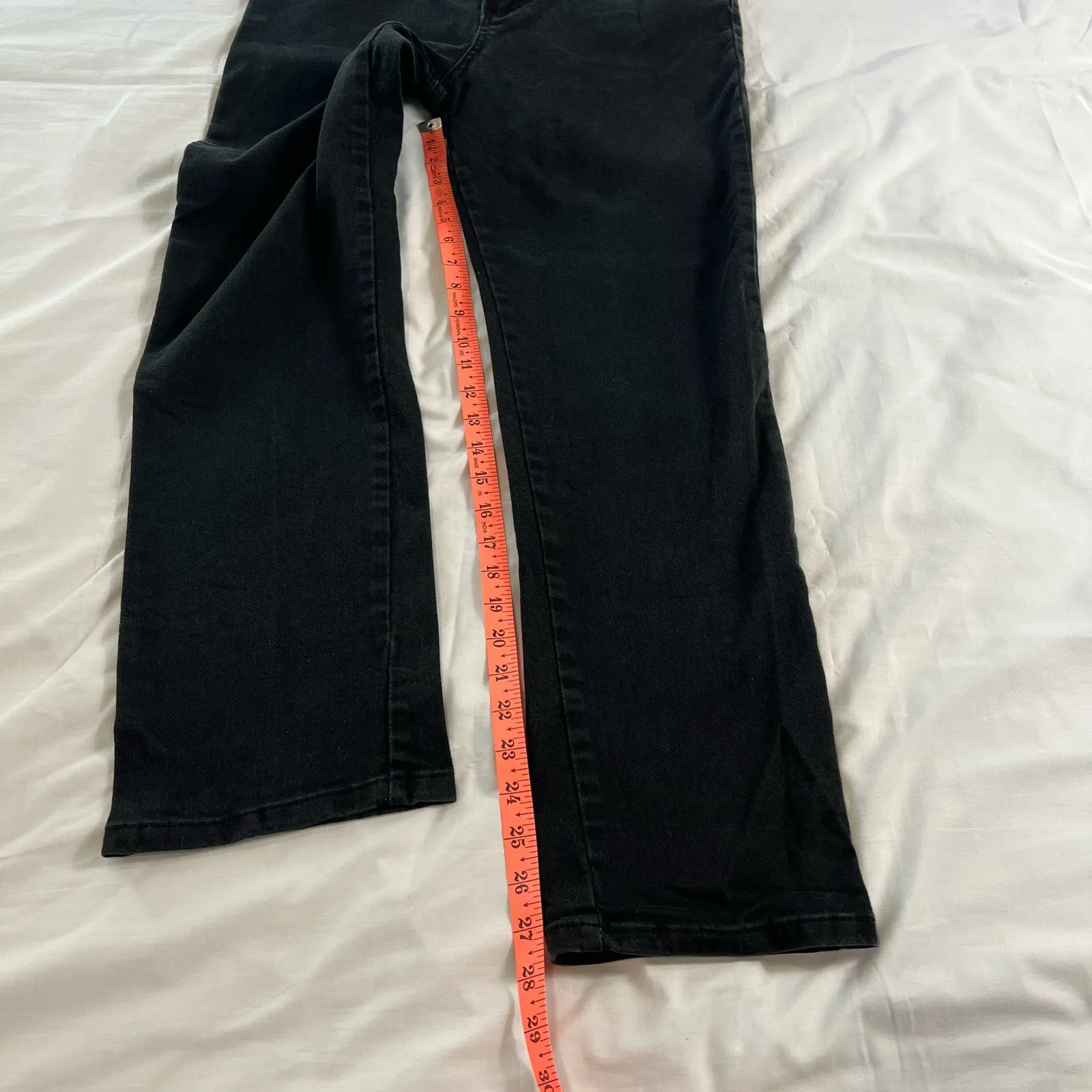 Gloria Vanderbilt Women's Size 8 Black Jeans - Image 4