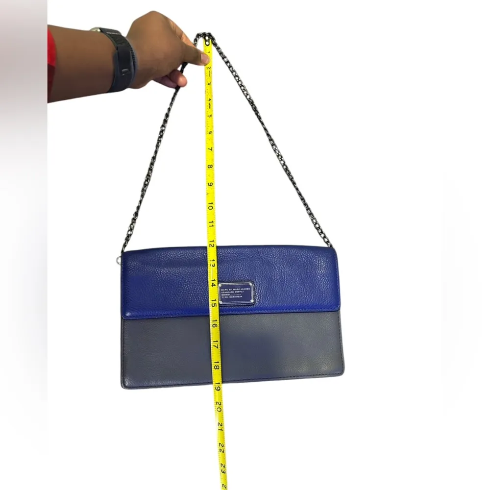 MARC BY MARC JACOBS BLUE AND GRAY CLUTCH WITH DUST BAG - Image 5