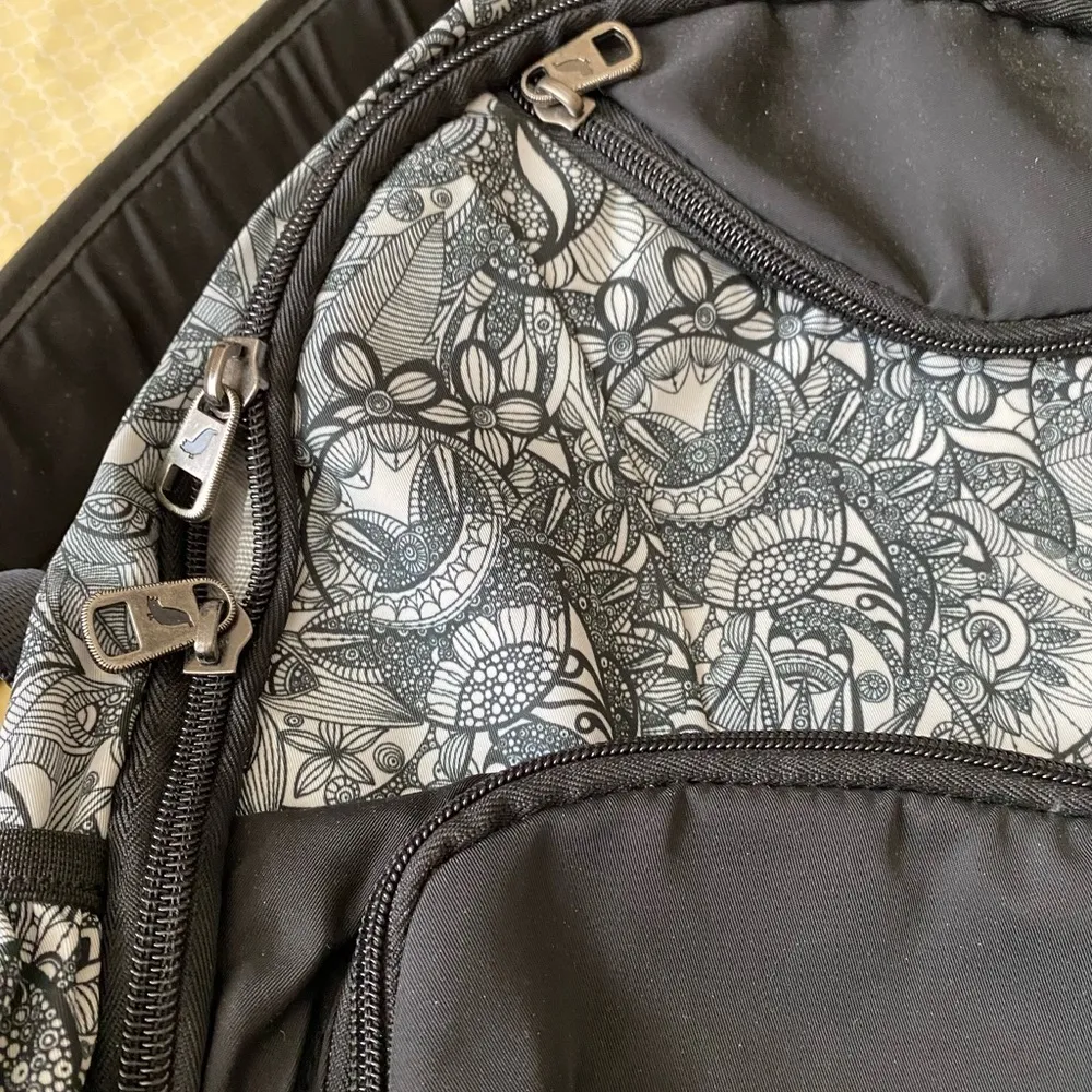 Sakroots Black & White Floral Artist Circle Backpack - Image 3