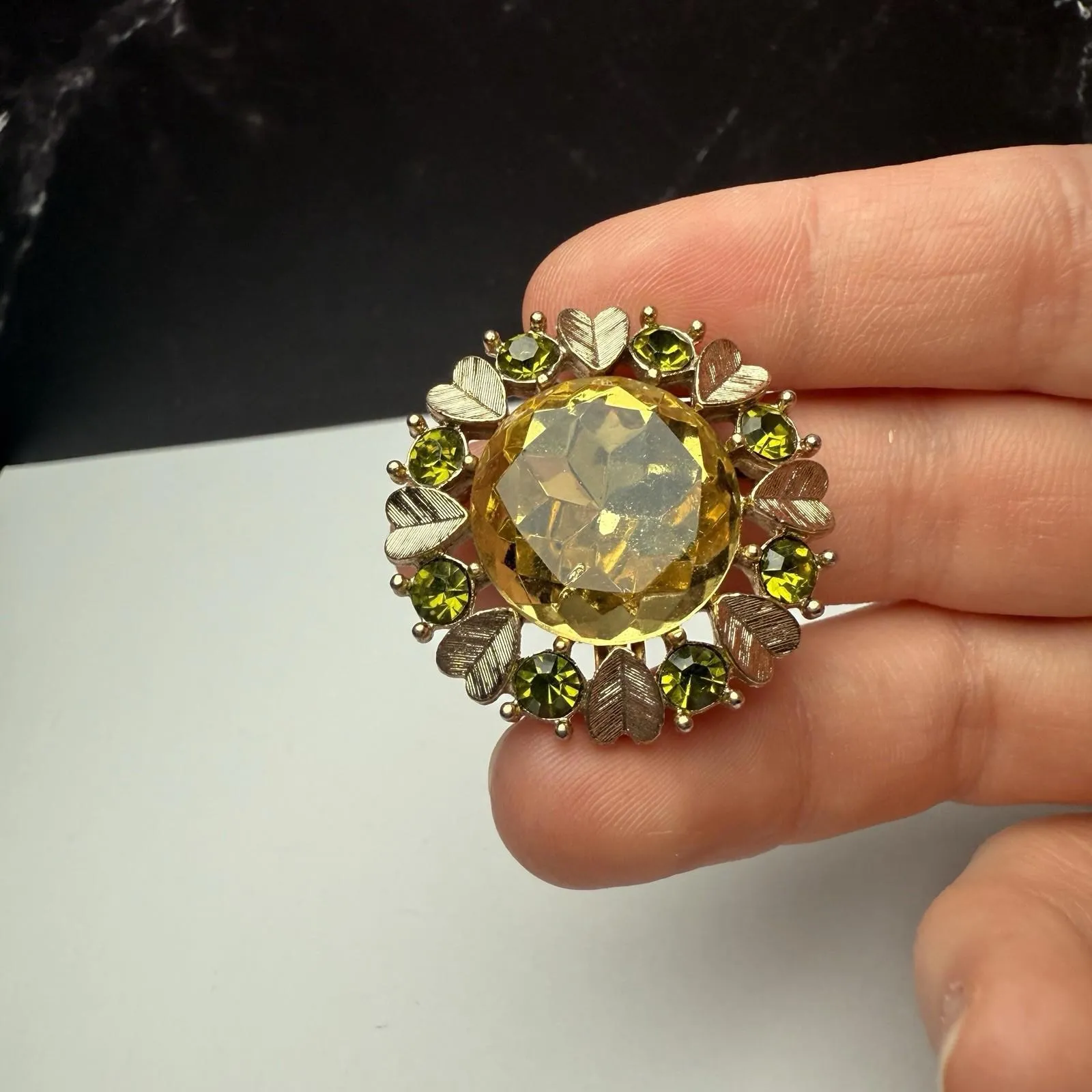 Avon Round Yellow & Green Rhinestone Gold Tone Signed Brooch Pin Dual Pendant - Image 13