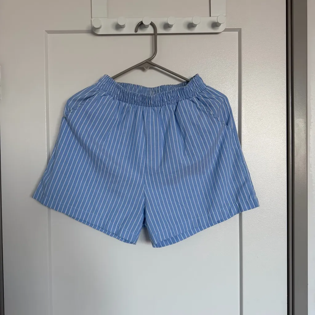 Blue Striped set shirt & shorts - Image 2