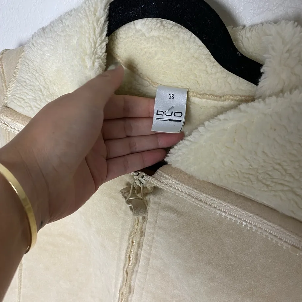 Y2K faux suede shearling coat Tan - Image 3