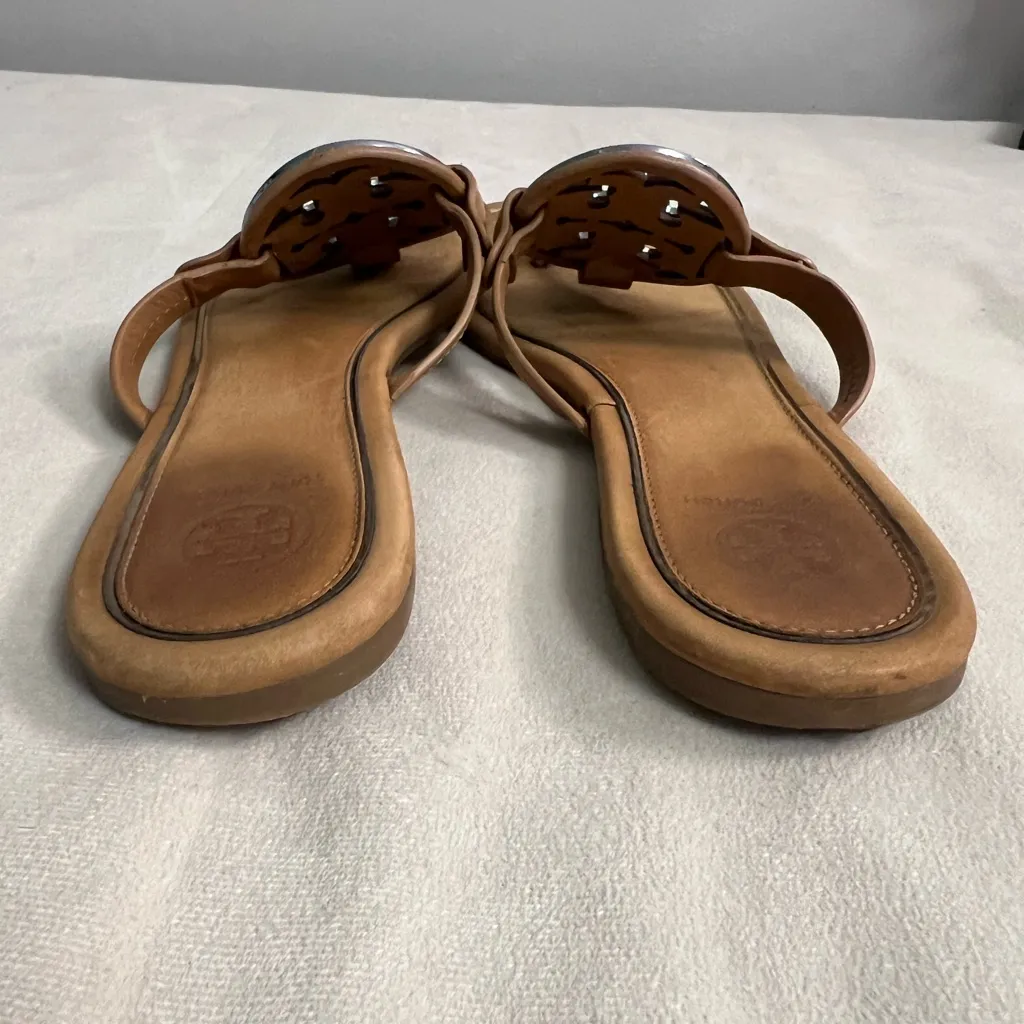 ✨ Tory Burch Logo Thong Sandals | Tan Leather | Silver Logo Medallion ✨ - Image 7