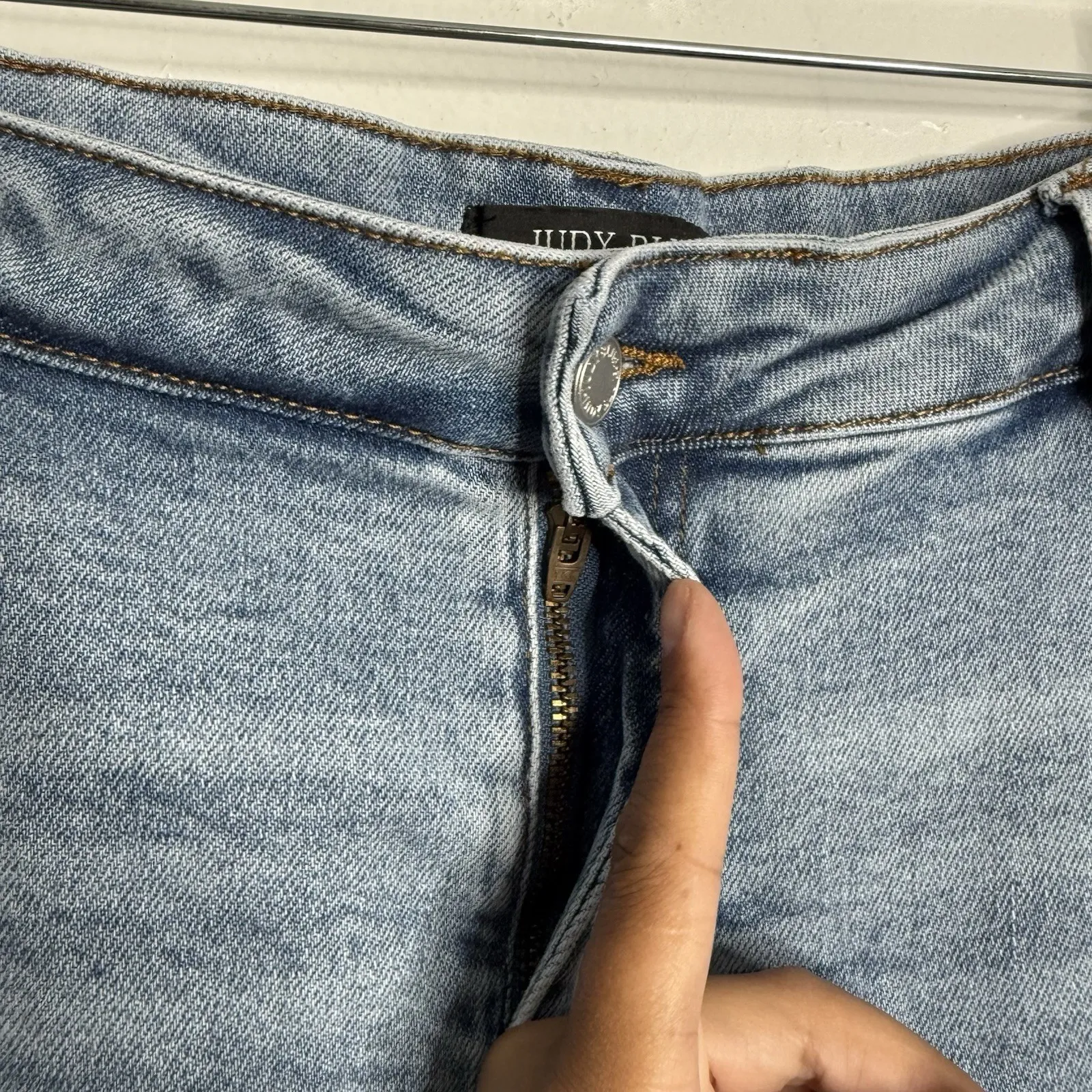 Judy Blue High Rise Wide Leg Cargo Pocket Jeans Light Blue Wash Size 24W - Image 8