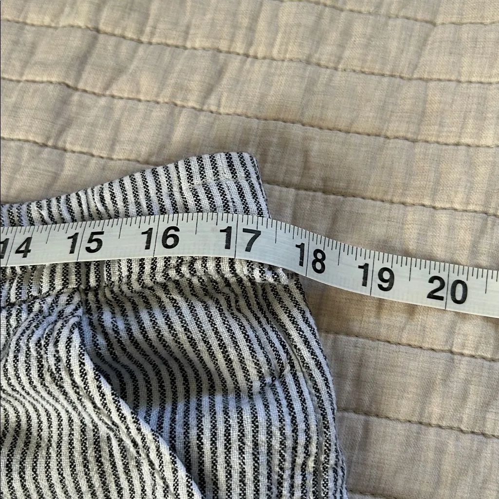 J.Crew linen white striped pull on comfy classic lounge beach shorts L - Image 5