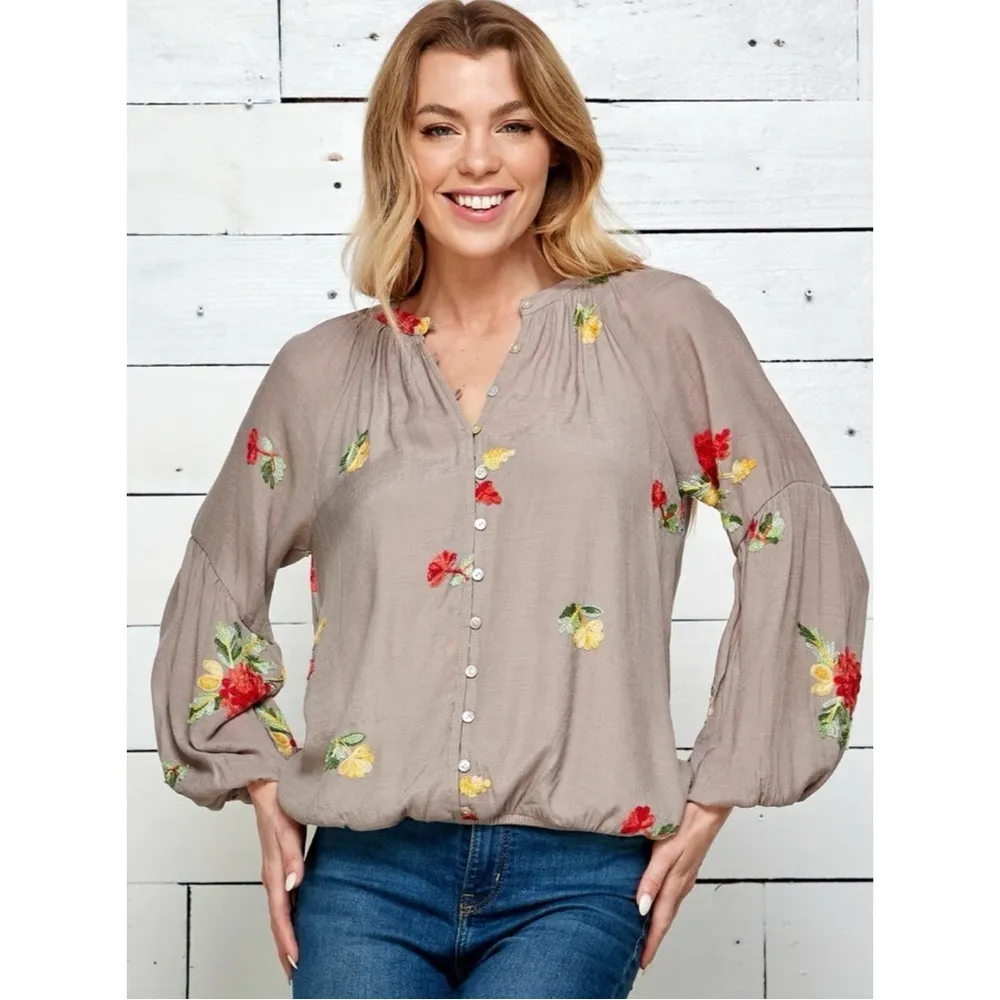 Fig and Flower Anthropologie Taupe Blouse with Vibrant Floral Embroidery Tan Size M - Image 2