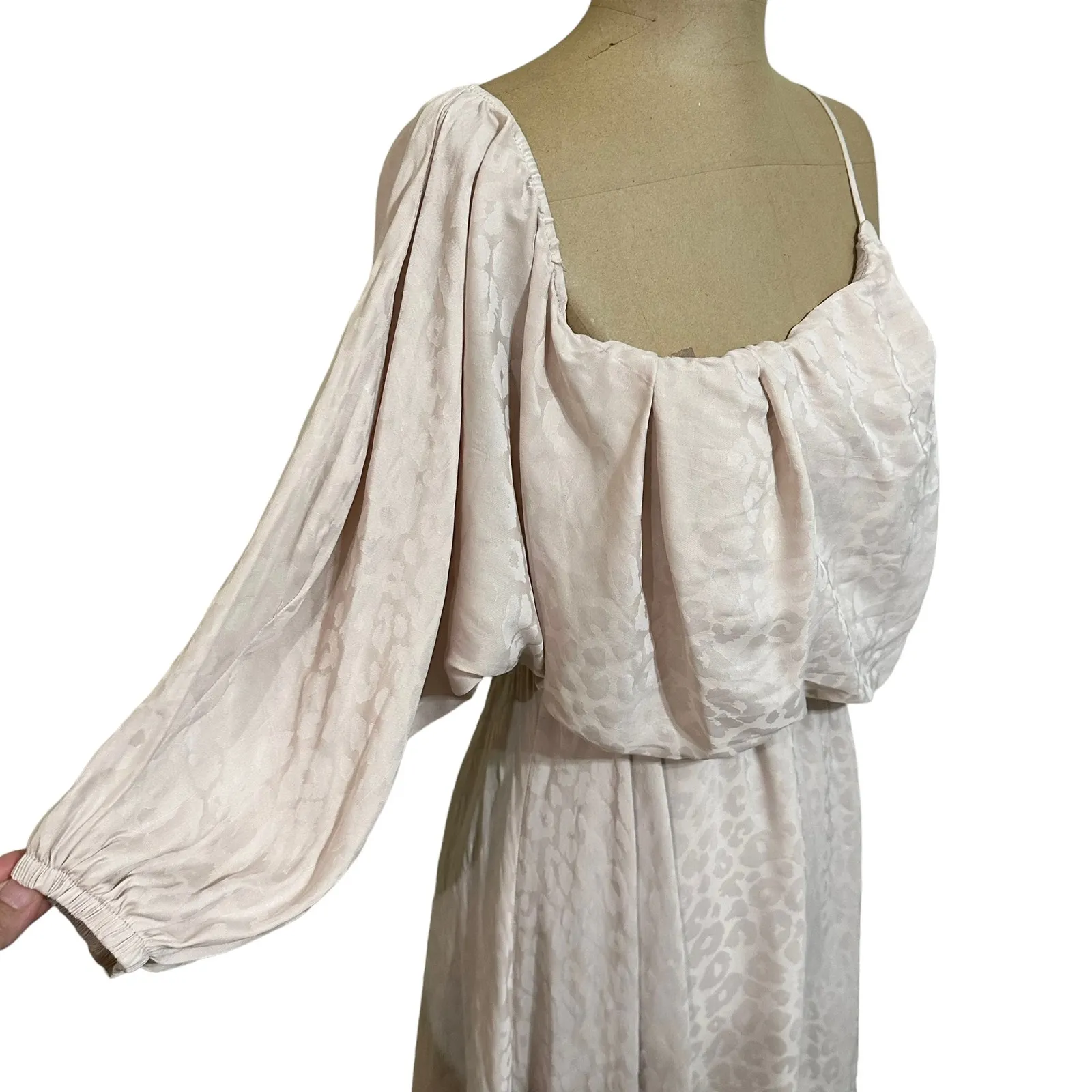 New Show Me Your Mumu Midi Dress - Image 6