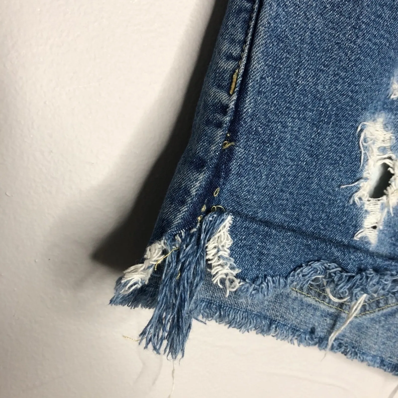 TOMMY HILFIGER Vintage 90s Y2K Denim Shorts Size 7 Distressed Cutoff Tommy Jeans - Image 3