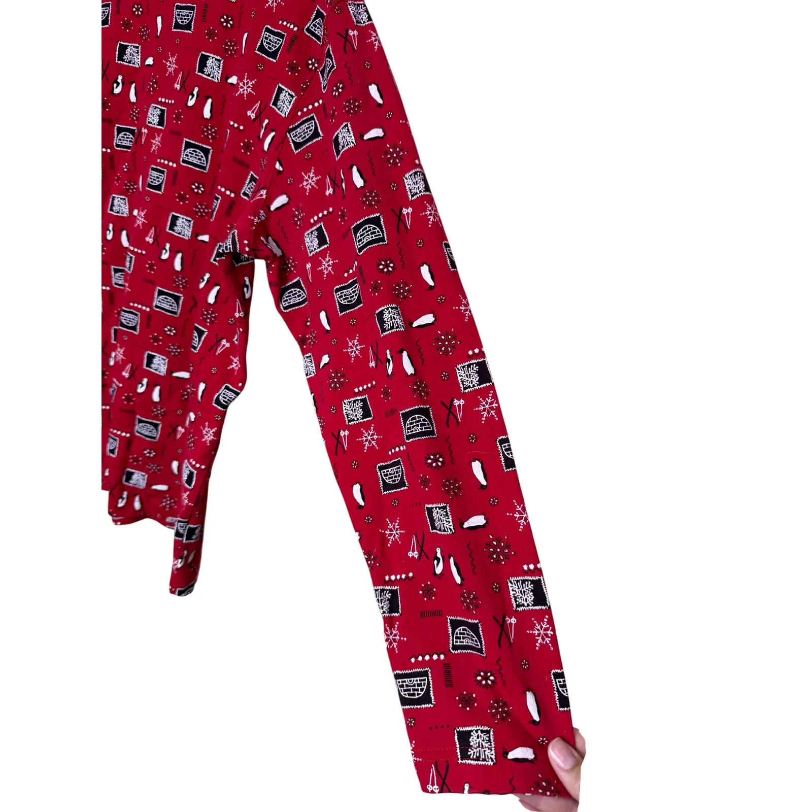 Vintage St Johns Bay XL Red Penguin Snowflake Print Long Sleeve Mock Neck Top - Image 3