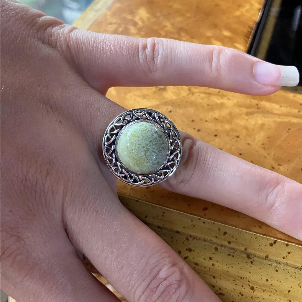 Natural Connemara Marble Sterling Silver Cocktail Ring Size 7 Green - Image 4