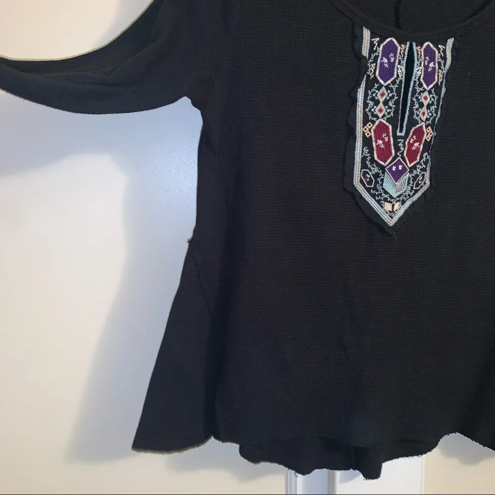 Shyanne Beautifully Embroidered Black 100% Cotton Raw Hem Thermal Shirt - Image 5